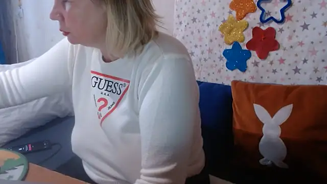 QueenLana 라이브 XXX 채팅