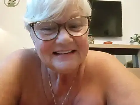 suesinner Adlı Modelin Canlı XXX Sohbeti