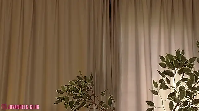 SophieCharm Adlı Modelin Canlı XXX Sohbeti