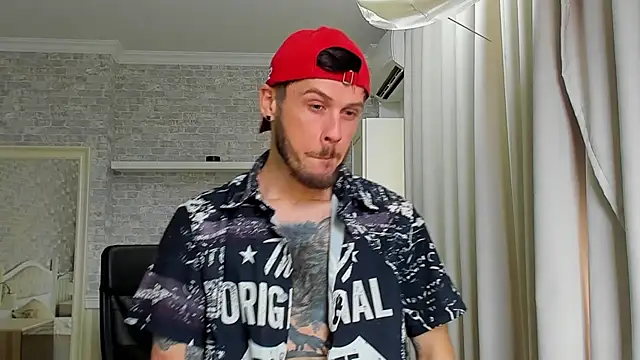 JonahShaw's Live XXX Chat