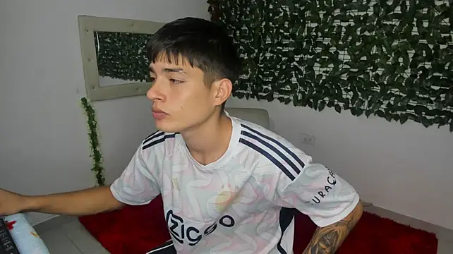 Онлайн чат XXX The_beby_guy