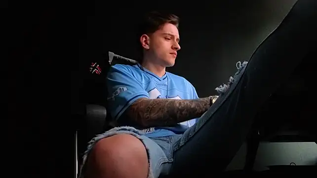Živý XXX chat FelixStarkk