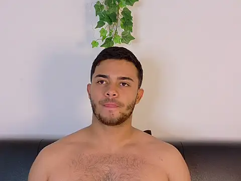 Chat +18 de TylerWest_ ao vivo