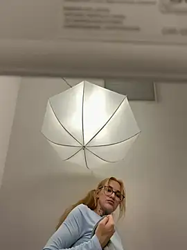 DeepLauran Live XXX chat