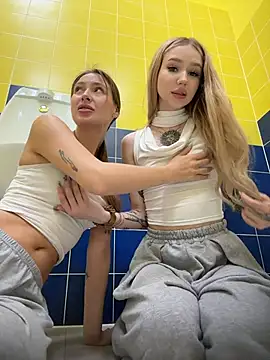 Coconut_milk's Live XXX Chat