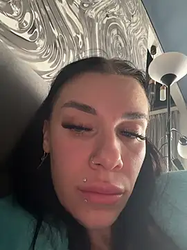 XXX chat uživo modela Queen_of_pain
