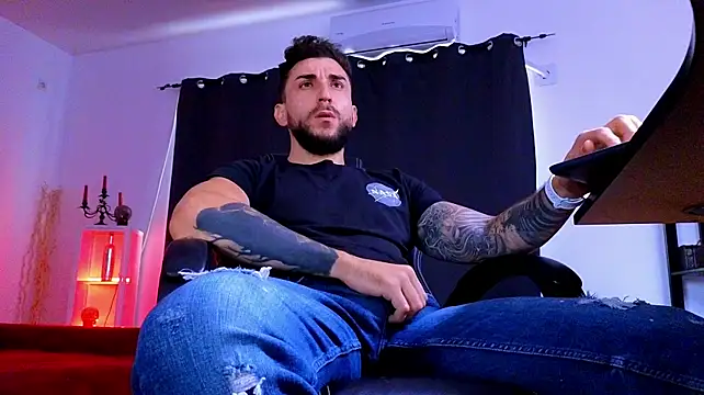 Chat XXX Live MightyAaron66