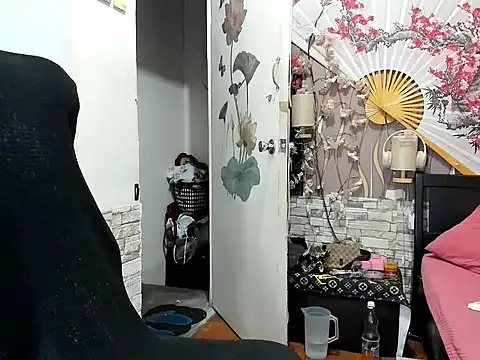 Онлайн чат XXX manilafoxts