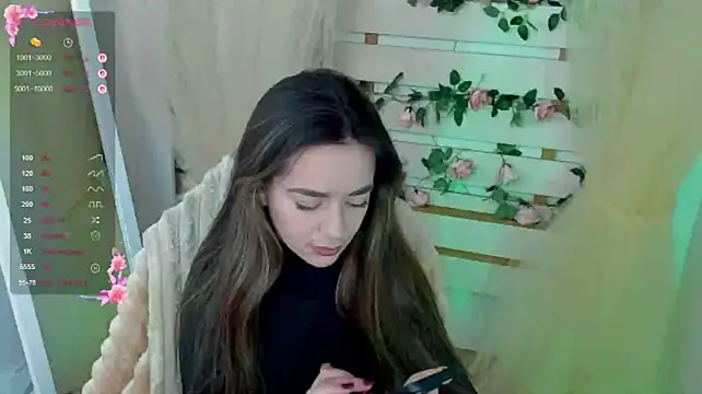 Bella_XO: онлайн-секс-чат