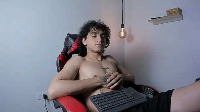 Chat +18 de JackSavage_ ao vivo