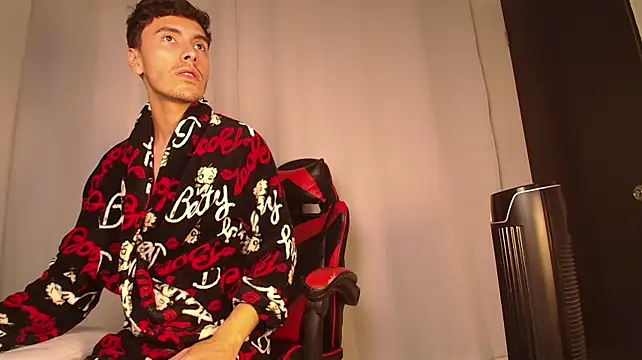 MaxLeons 现场XXX聊天
