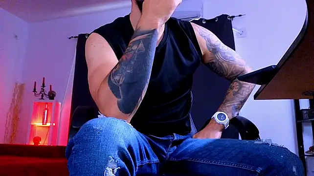 MightyAaron66 라이브 XXX 채팅