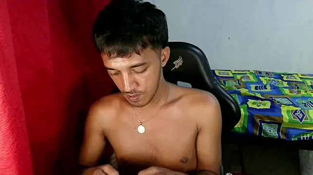 Chat XXX ao vivo de Rowy_Cam