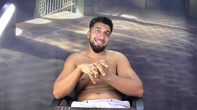 Онлайн чат XXX FinnJude