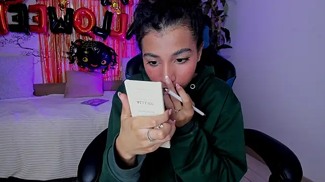Emily_bruss 现场XXX聊天