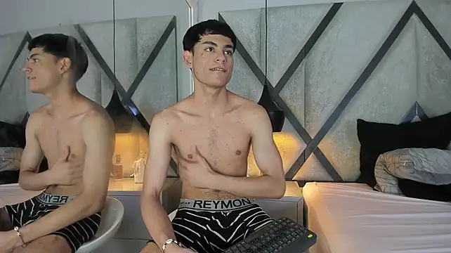 OliverMillerrn Live XXX chat