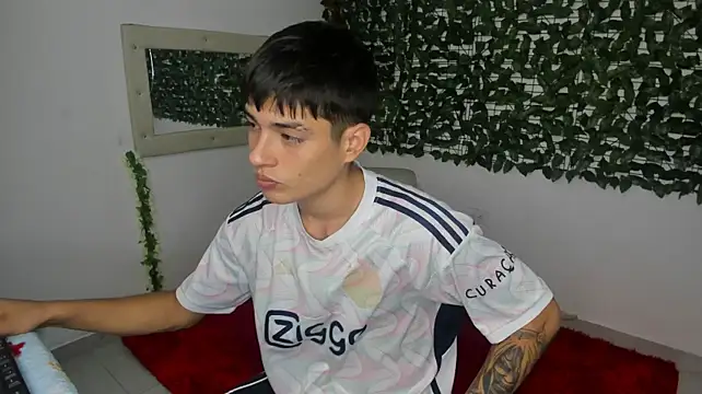 The_beby_guy: απευθείας συνομιλία ΧΧΧ