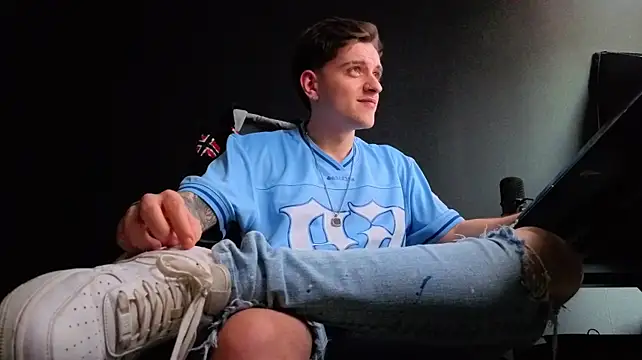 FelixStarkk – Naživo XXX chat