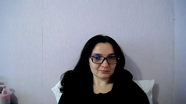 Shiny_gine Chat XXX in diretta