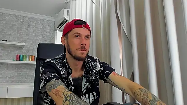 Živý XXX chat JonahShaw