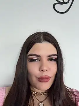 צ'אט XXX בשידור חי של AmelliaDiamond
