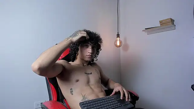 JackSavage_ লাইভ XXX চ্যাট