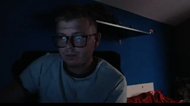 XXX chat uživo modela blondeboy92