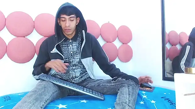 Drake_Jack লাইভ XXX চ্যাট