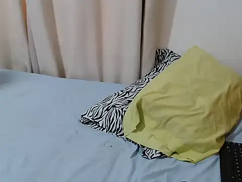 andy_laika Adlı Modelin Canlı XXX Sohbeti