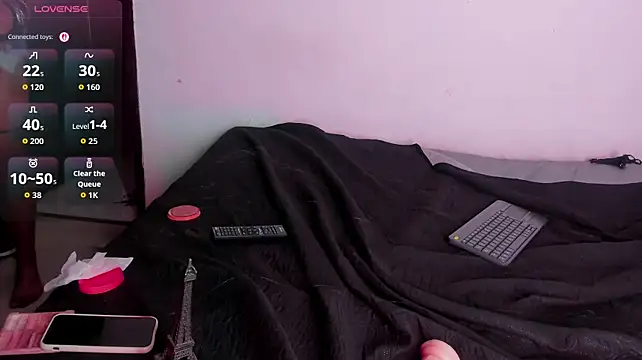 saamira_01's Live XXX Chat