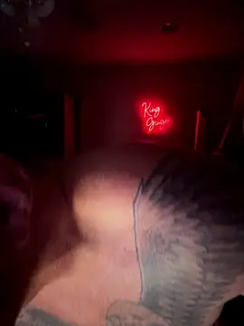 CloudyKingG – Naživo XXX chat