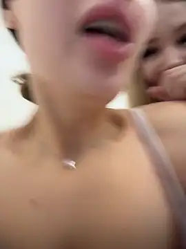 Coconut_milk's Live XXX Chat