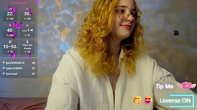 צ'אט XXX בשידור חי של AngelaMoorre