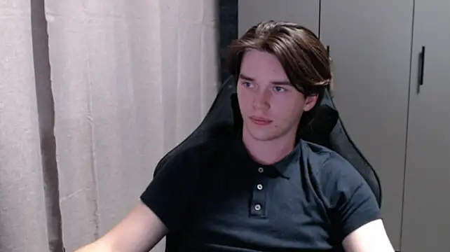 XXX chat uživo modela arthur___king