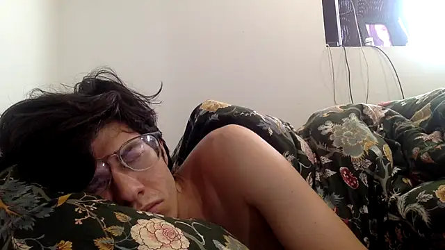 XXX chat uživo modela Alex_Dot