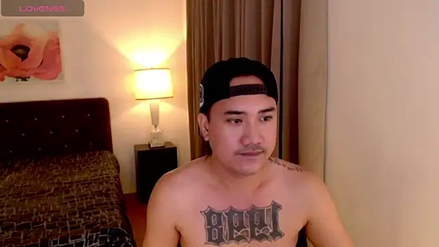 ExtraLarge_Ron Live XXX Chat