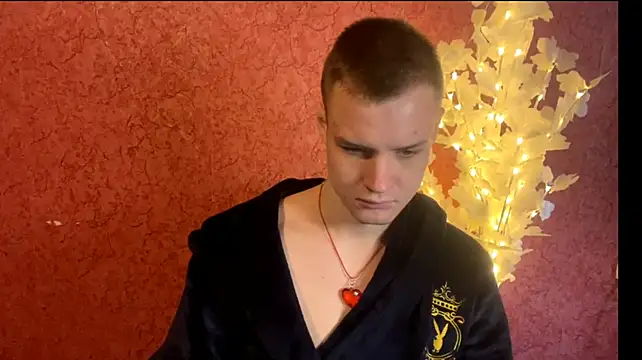 Chatroom XXX en direct de BigBabyMax