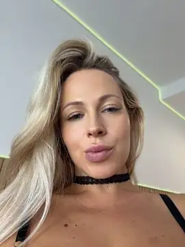 Czat XXX na żywo – streetdoll