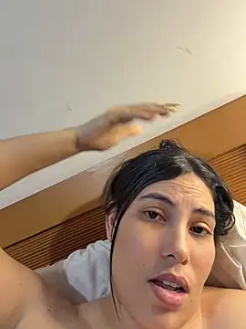 Any_Bitch_Nasty Chat XXX in diretta