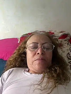 Granny6boys' Live XXX Chat