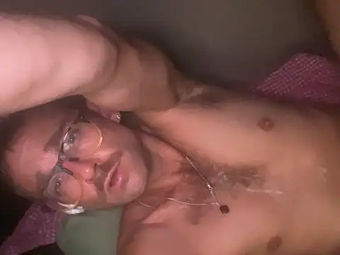 MaxSpadeErotica 网络视讯表演