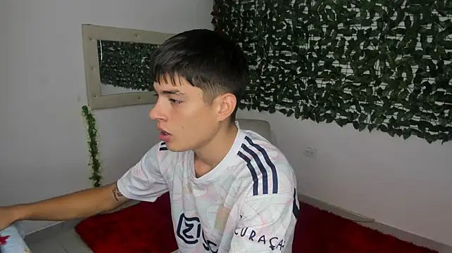 Chat XXX en directo de The_beby_guy