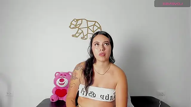 XXX chat uživo modela Kaylie_storm01