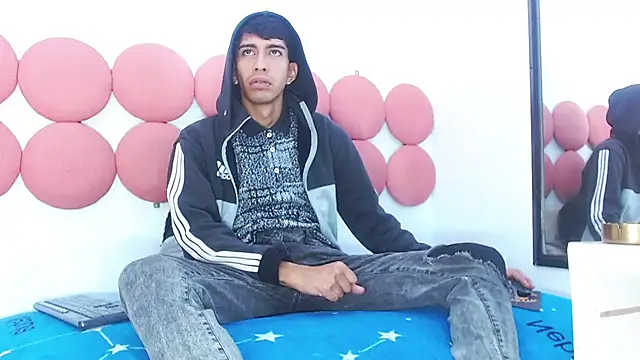 XXX chat uživo modela Drake_Jack