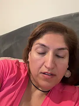 Spicy-Kareena Live XXX-chat