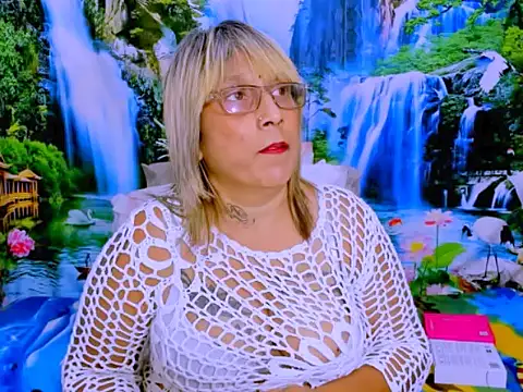 indianroxy Live XXX-chat