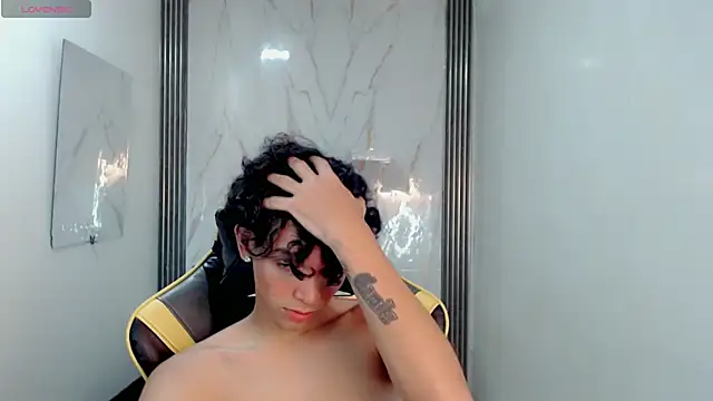 FUNNY_DICK_ live XXX chat
