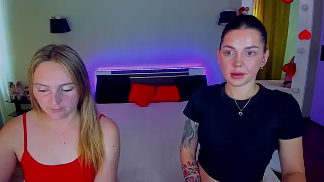 XXX chat uživo modela MagicEyess