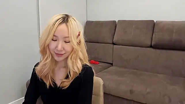 IoneGray XXX чат на живо