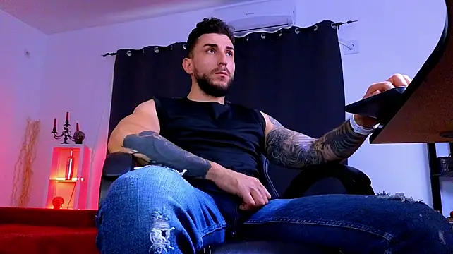 Chatroom XXX en direct de MightyAaron66